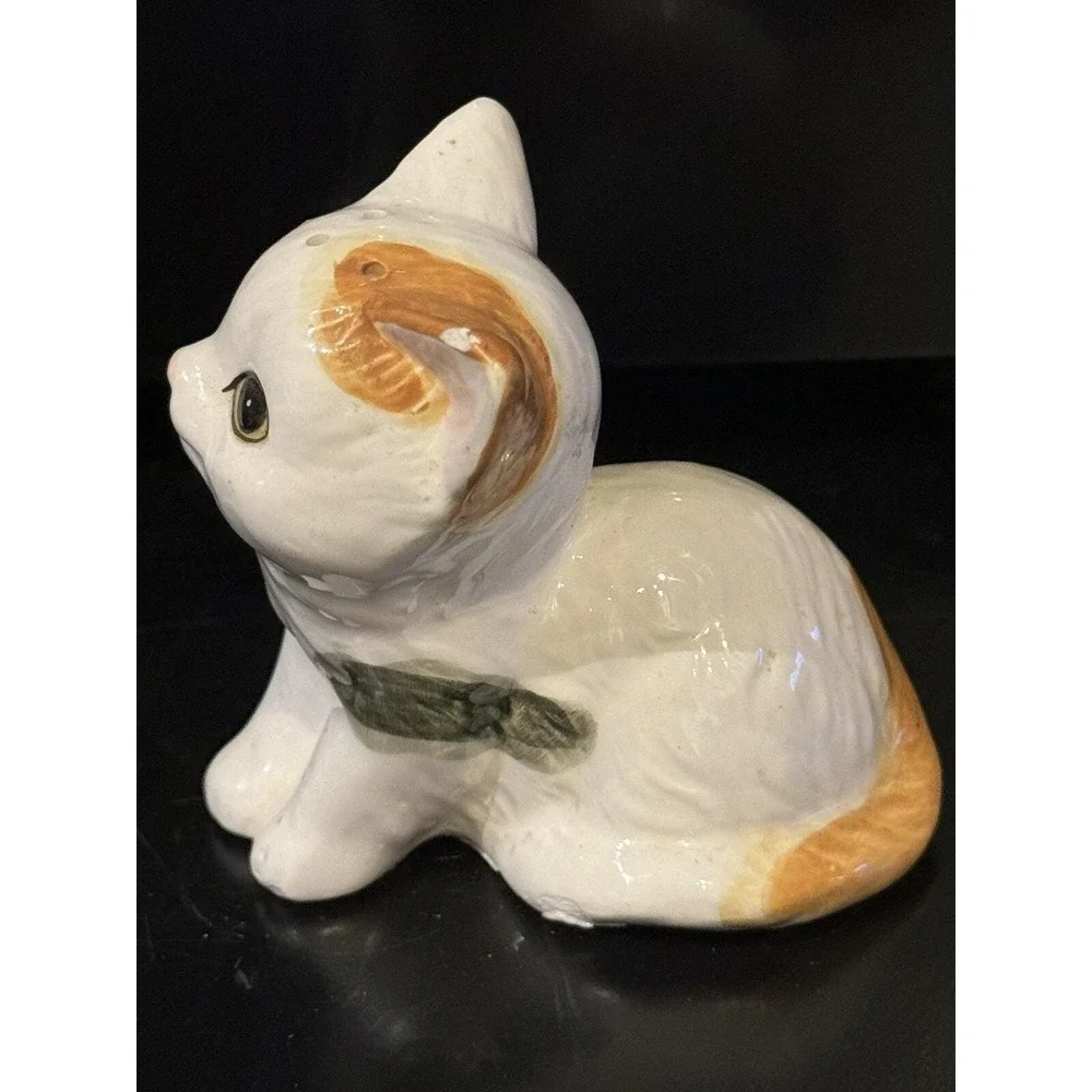 Vintage 1998 H & HD, 2adorable Cats Salt & Pepper Shaker Set , Made In Mexico
